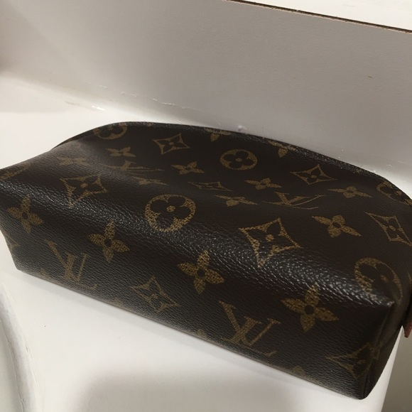 Authentic Louis Vuitton Pouch - Picture 2 of 7